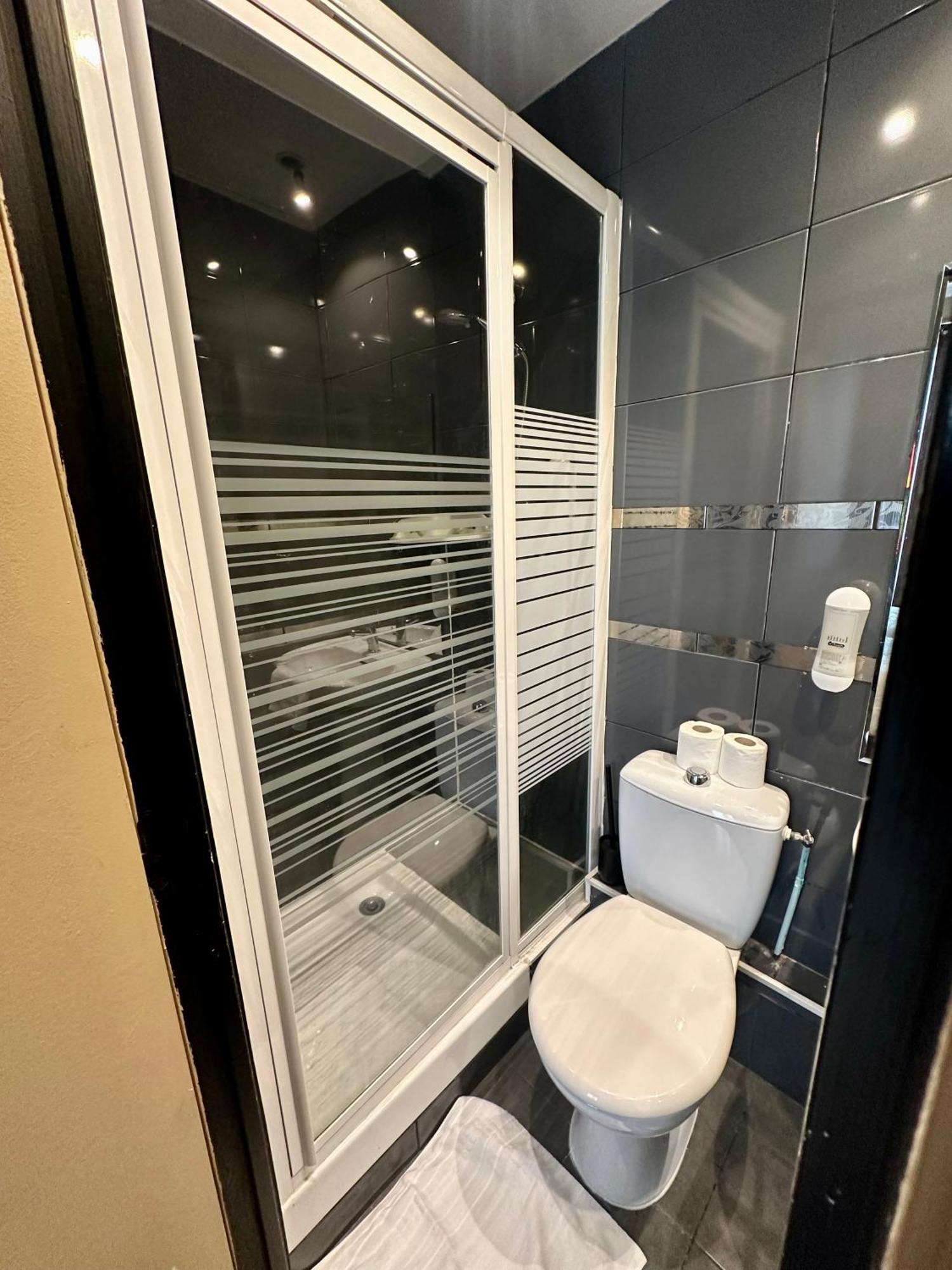 Hotel Victor Hugo Clamart Luaran gambar