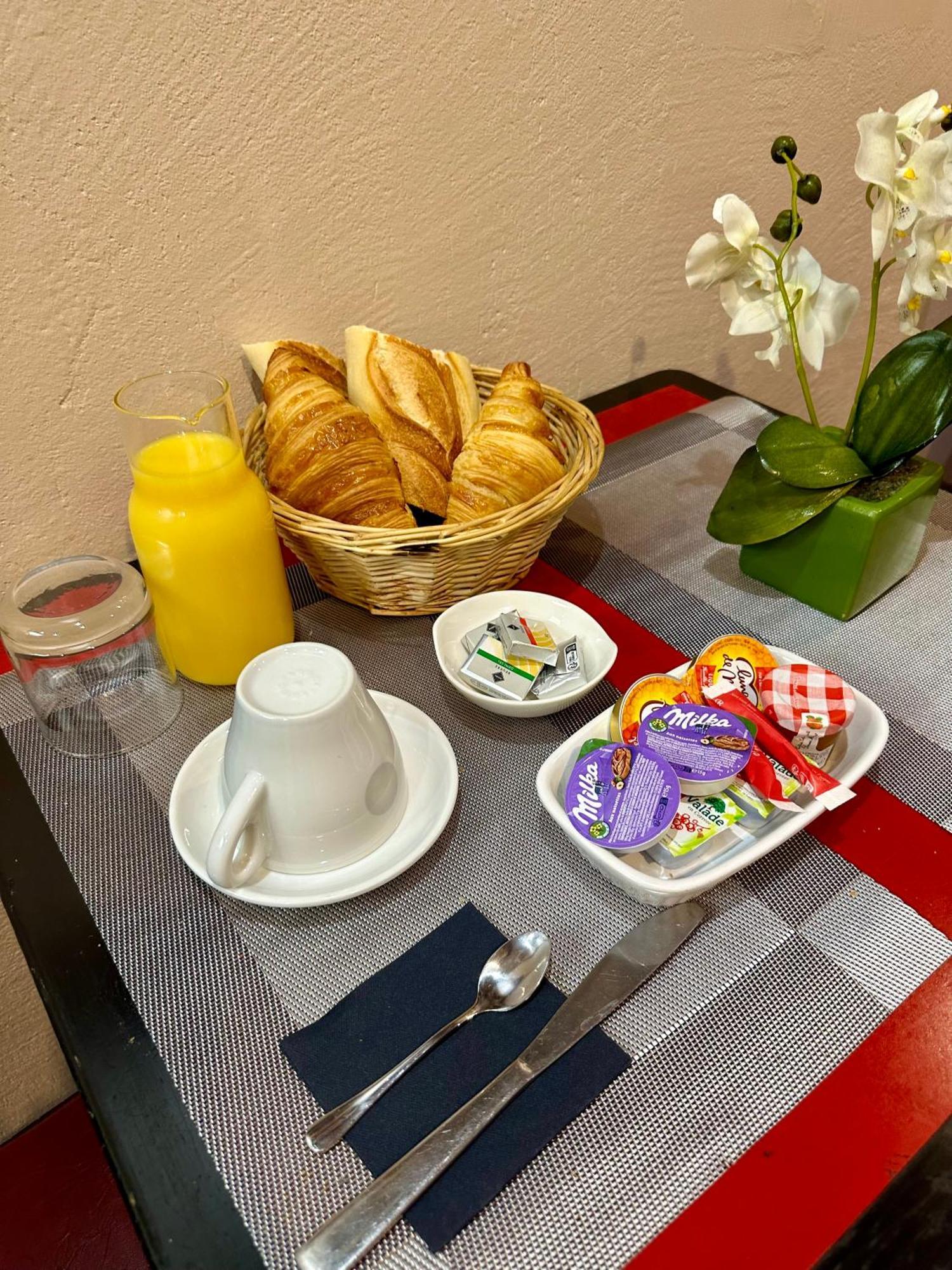 Hotel Victor Hugo Clamart Luaran gambar