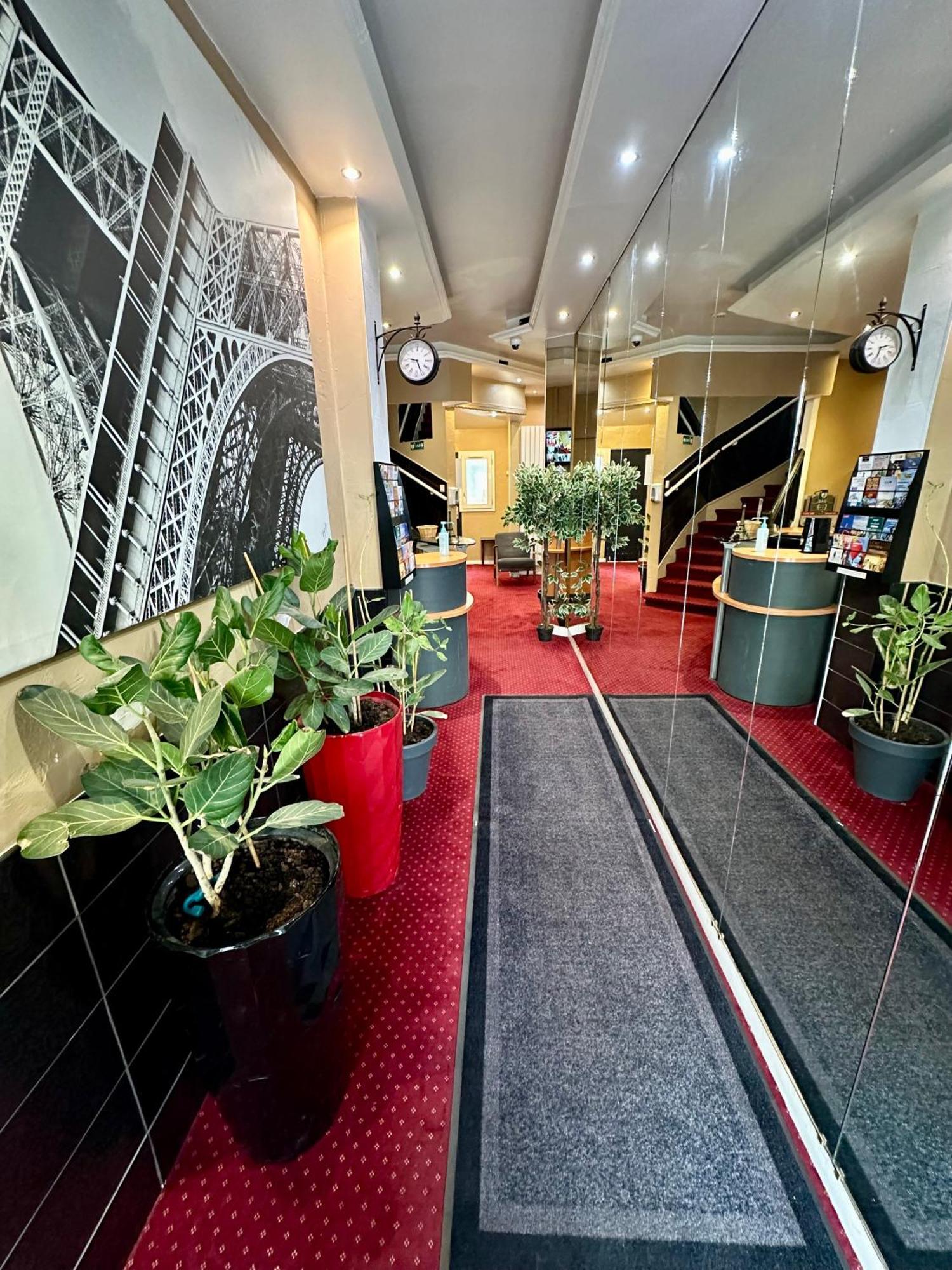 Hotel Victor Hugo Clamart Luaran gambar